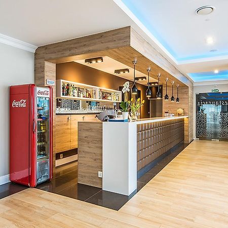 Hotel Garden Siedlce Ngoại thất bức ảnh