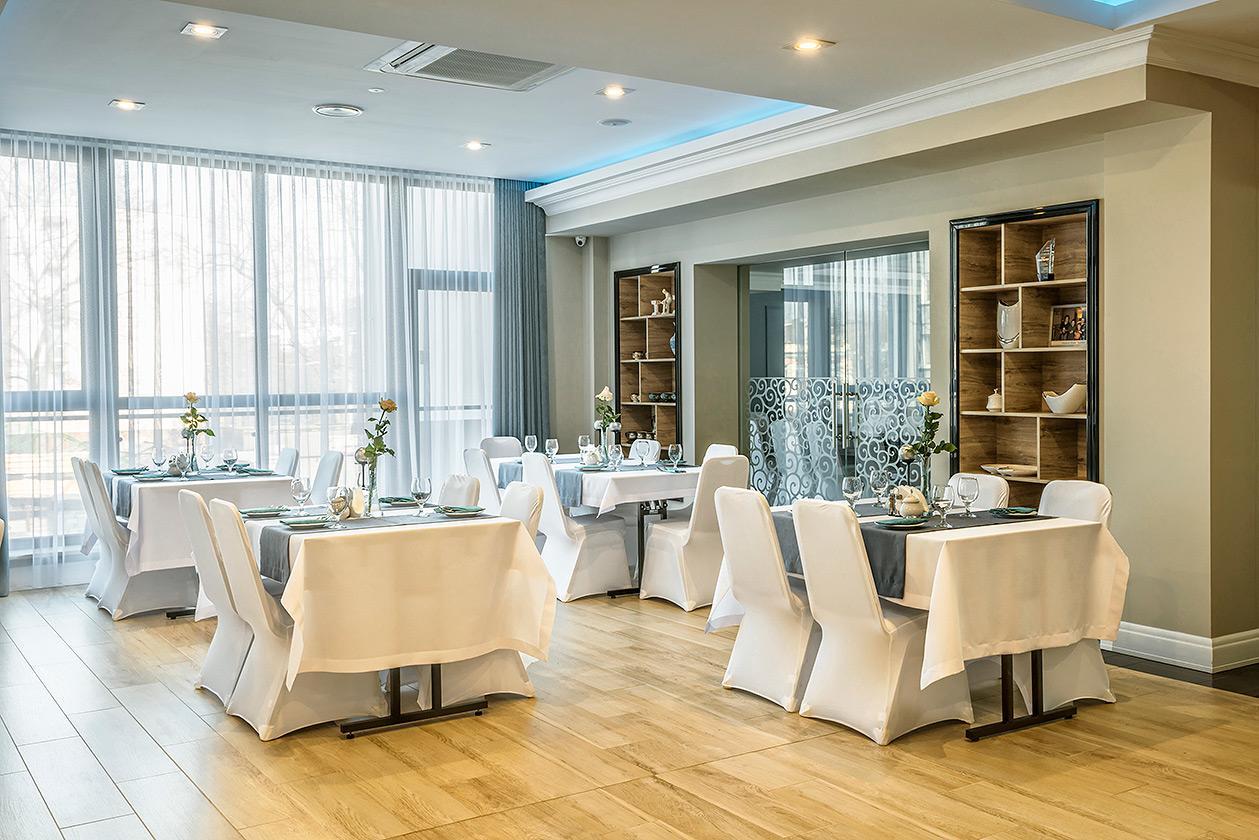 Hotel Garden Siedlce Ngoại thất bức ảnh